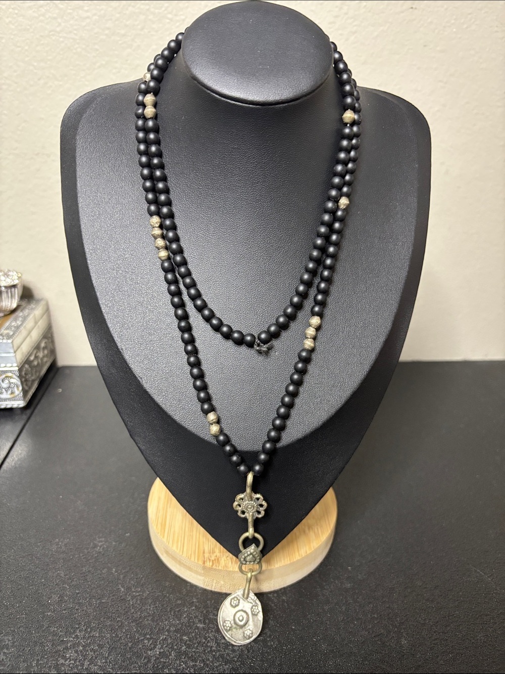 Black Metal/Stone Bead Long Pendant Necklace with Antiqued Silver Accents